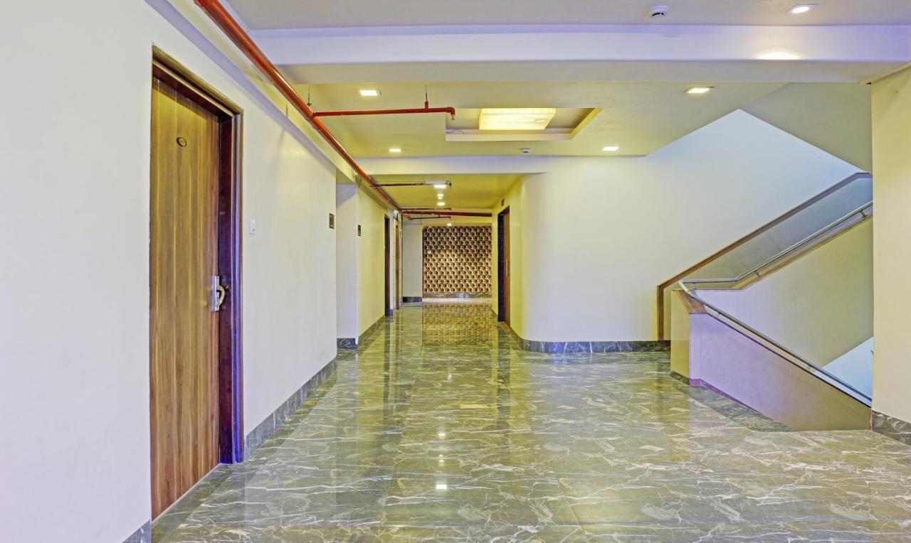 Отель Treebo De Grandeur Anand Nagar Тхане Экстерьер фото