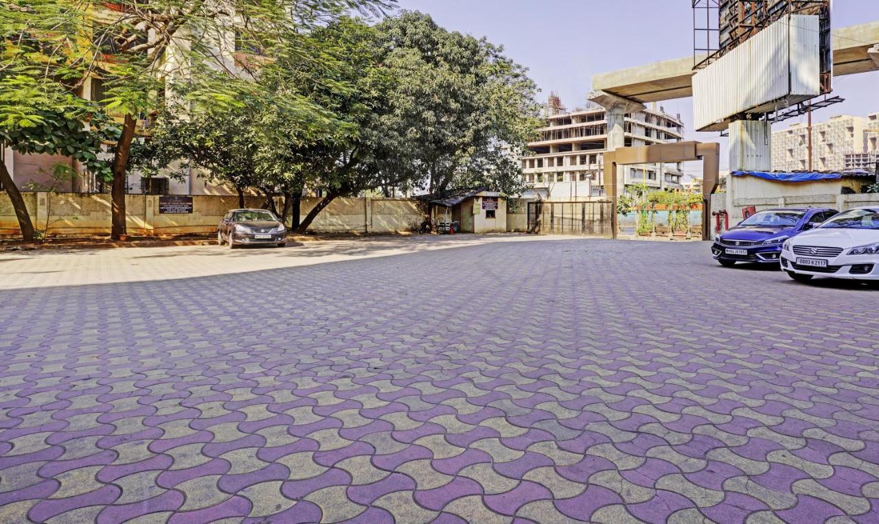 Отель Treebo De Grandeur Anand Nagar Тхане Экстерьер фото