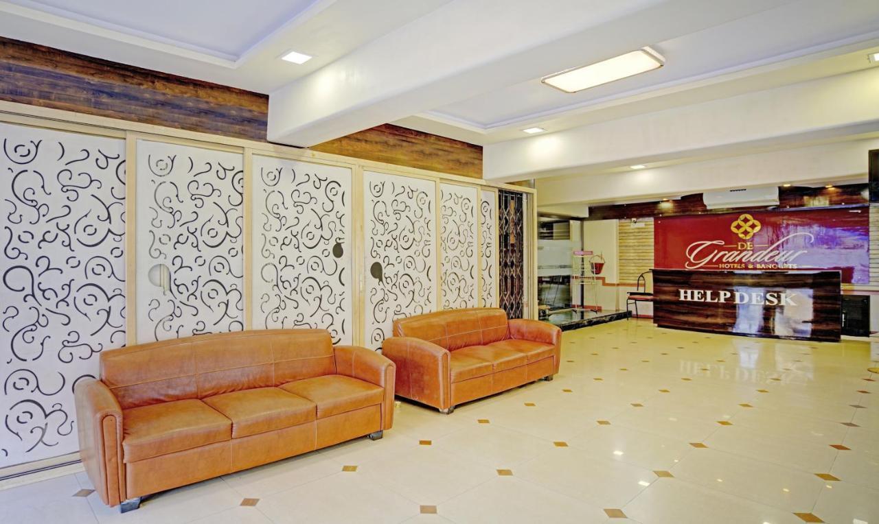 Отель Treebo De Grandeur Anand Nagar Тхане Экстерьер фото